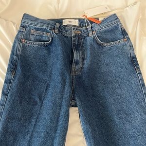 Mango straight mid rise jeans in size 8